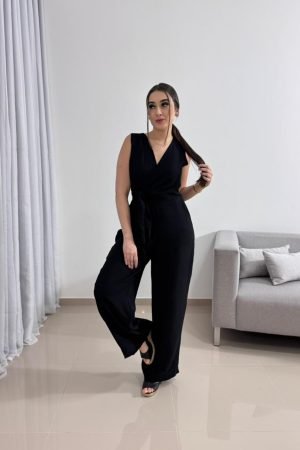 Macacão Preto em Tecido Sensorial com Amarração